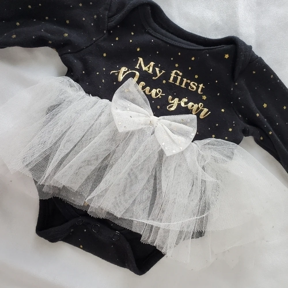 My First New Year Onesie Bodysuit With Tulle Tutu 0-3 months - Picture 2 of 5